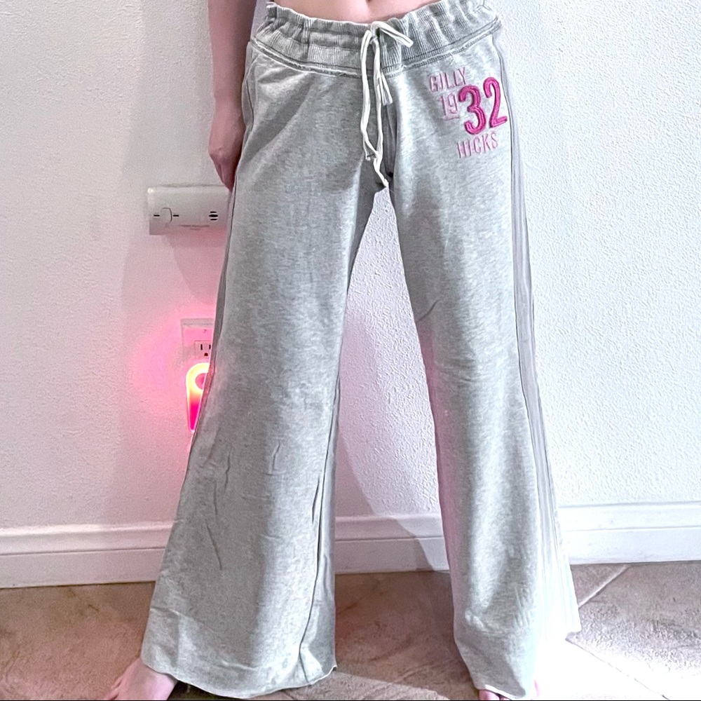 Gilly Hicks Sydney Light Gray Stretch Flare Sweatpants Bottom [Size S] 🤍
